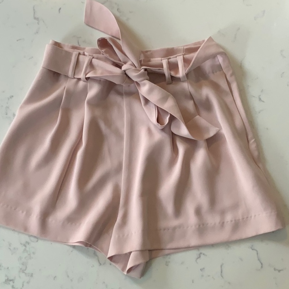 Parker shorts. Barely worn. Size medium.